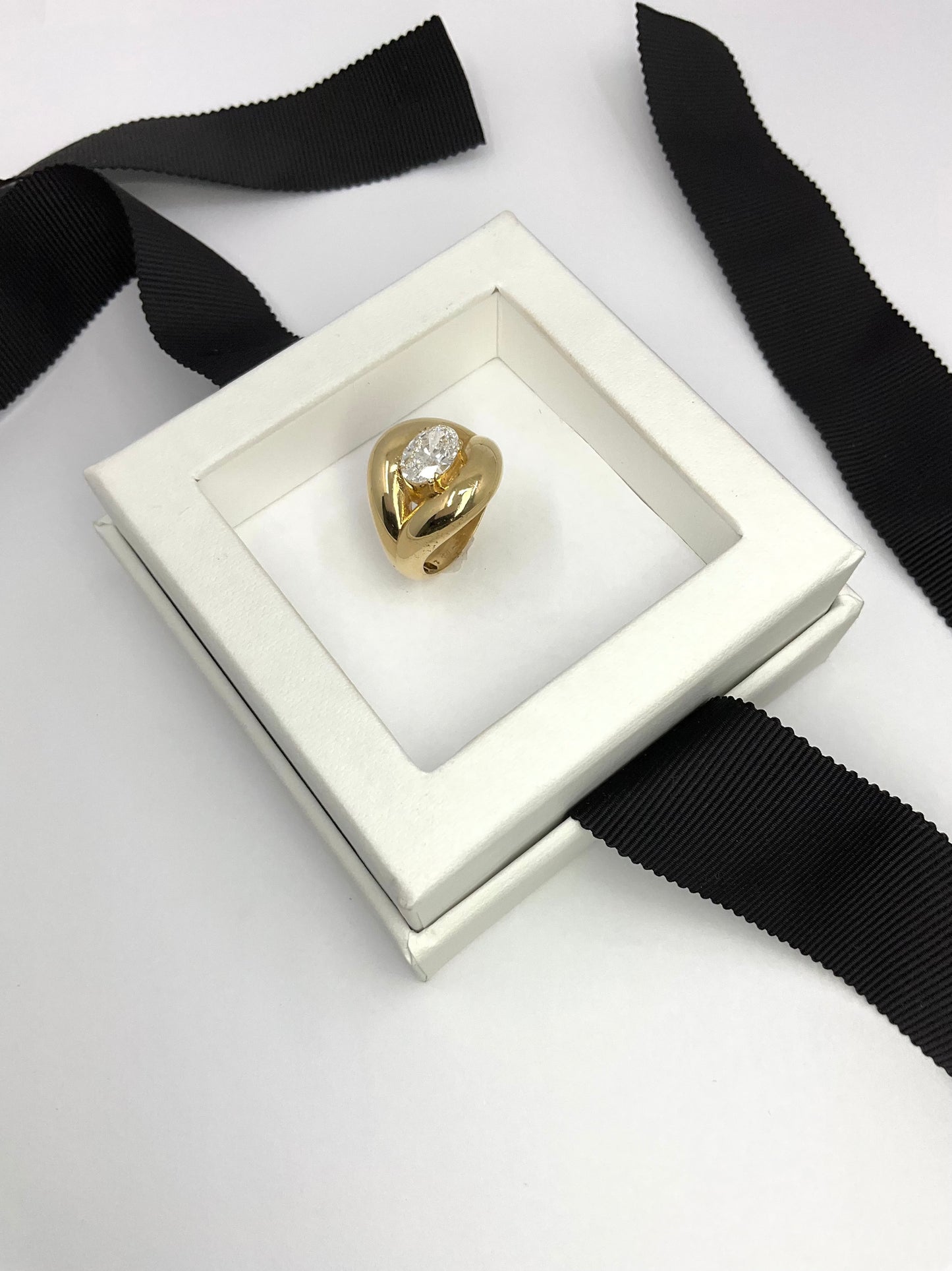 14KY Gold 1.55CT Oval Shape Lab Diamond Kiss Ring