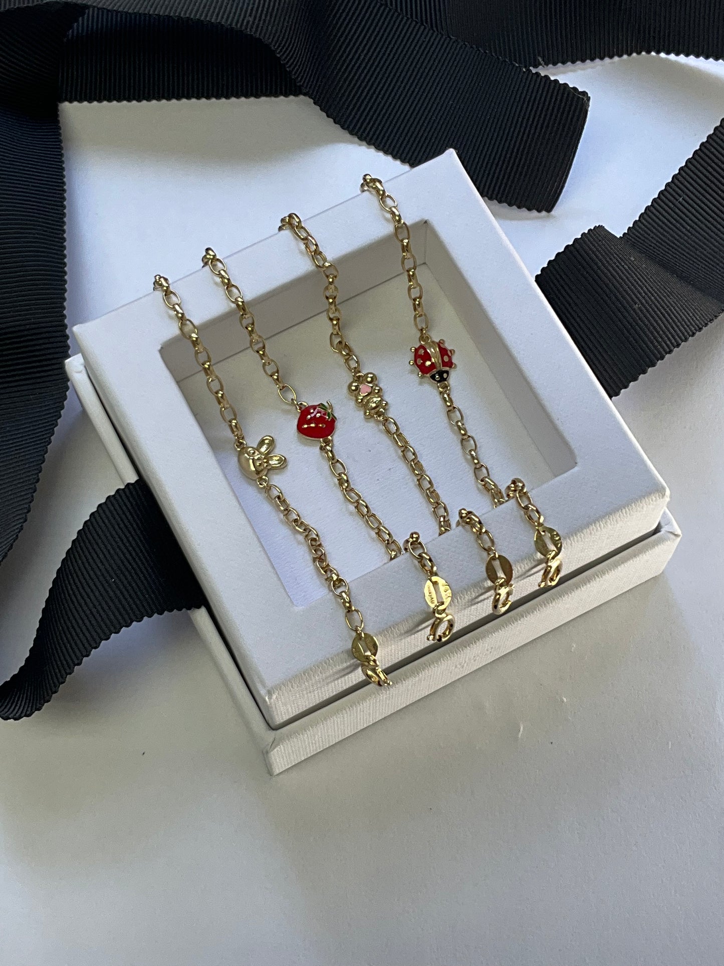 14KY Gold Oval Linked Baby Bracelet