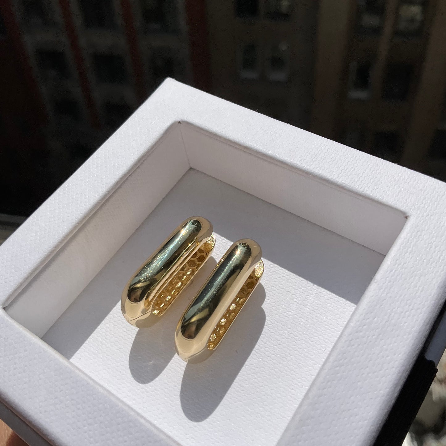 18K Huggie Hoop Earrings