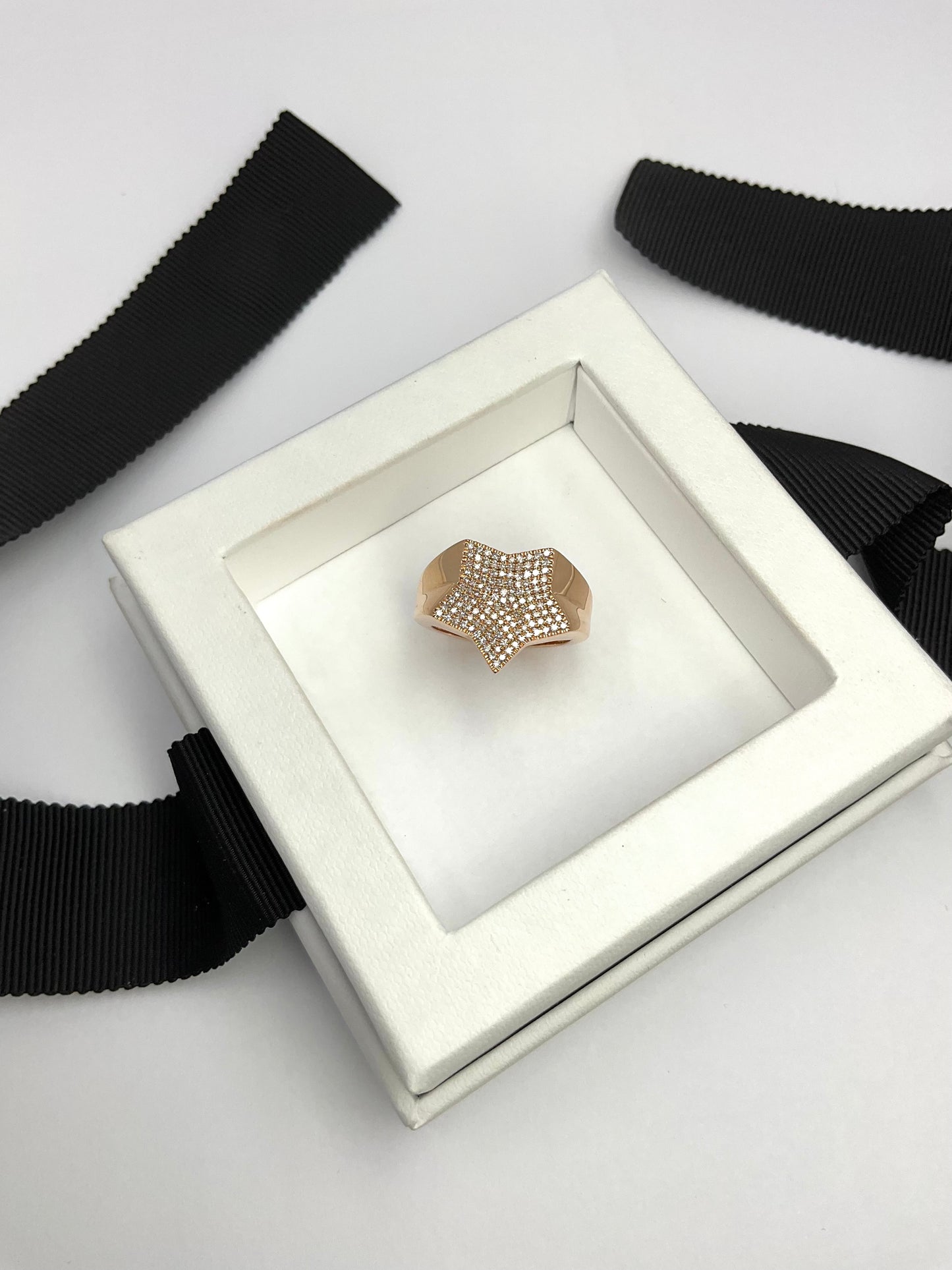 14KR Star Diamond Ring