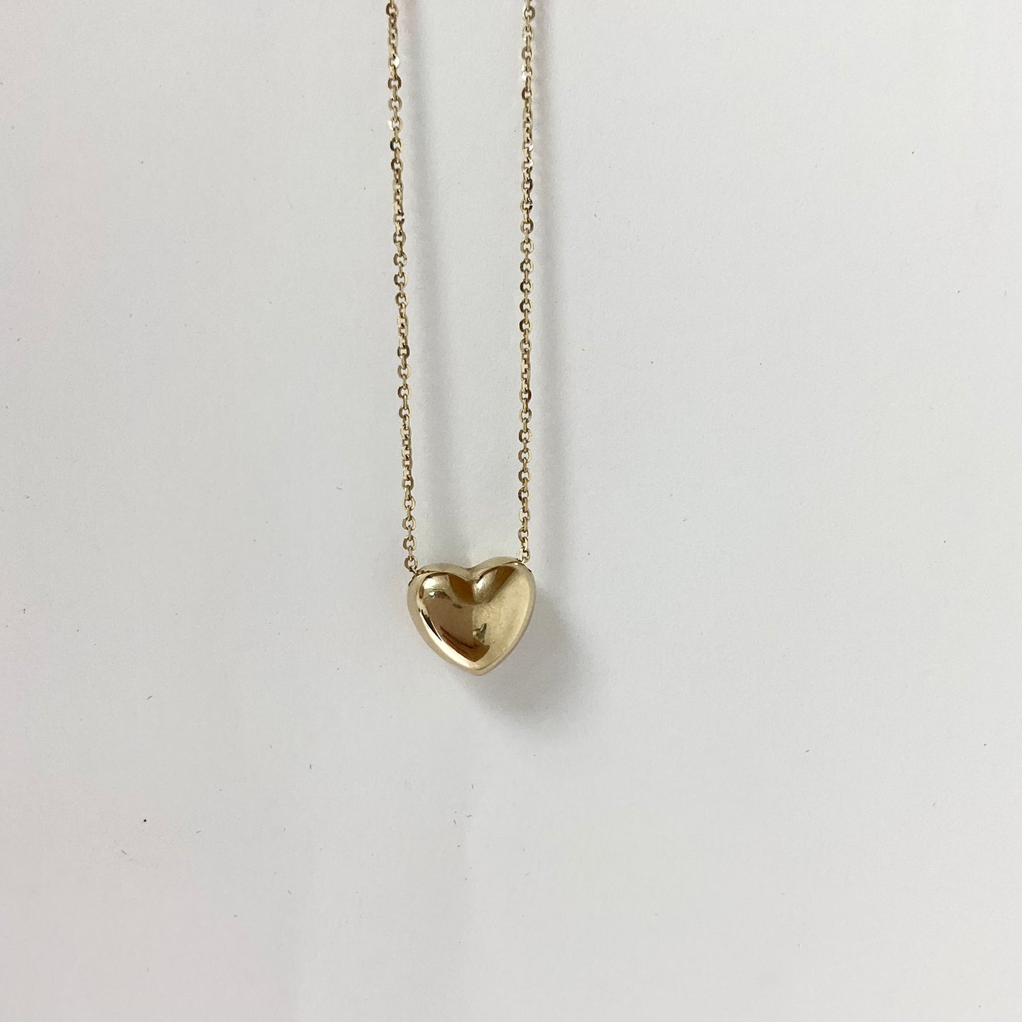 14K Gold Necklace with Heart shape Mother-of-Pearl Pendant on 18 inches Chain