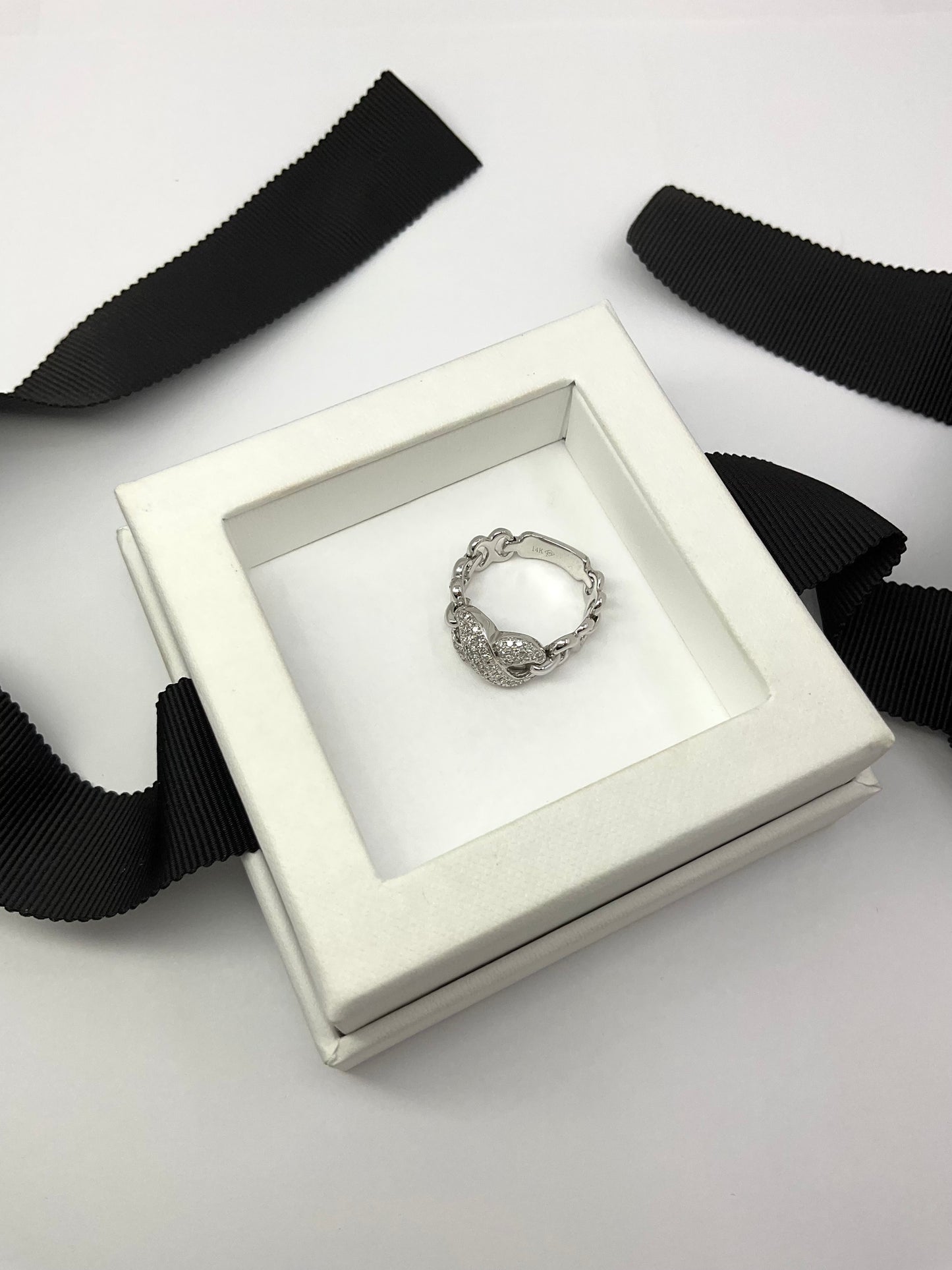 14KW Infinity Glow Gold Diamond Ring