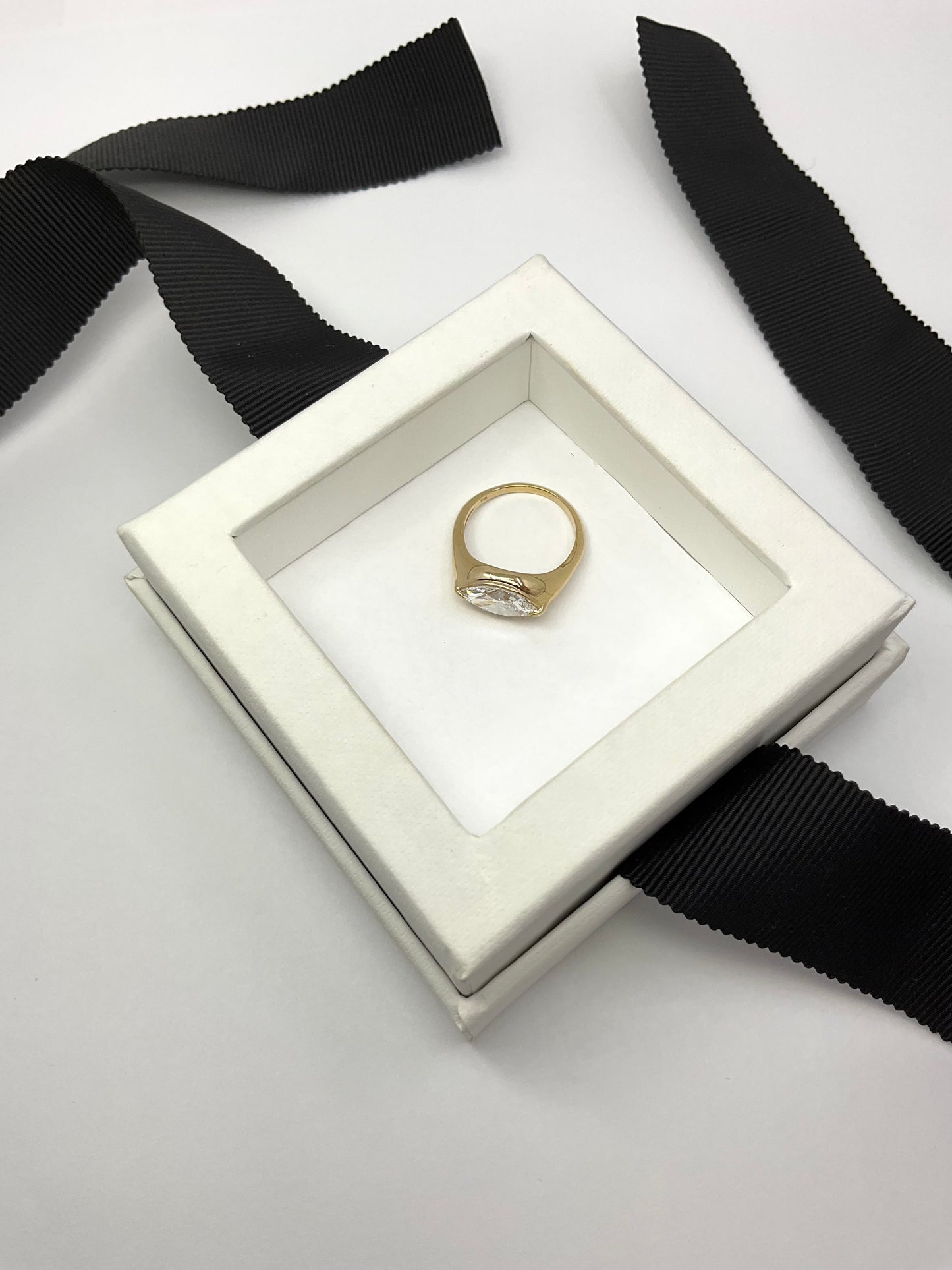 14KY Gold 1.38ct Lab Grown Marquise Cut Diamond Pinky Ring VS1 D