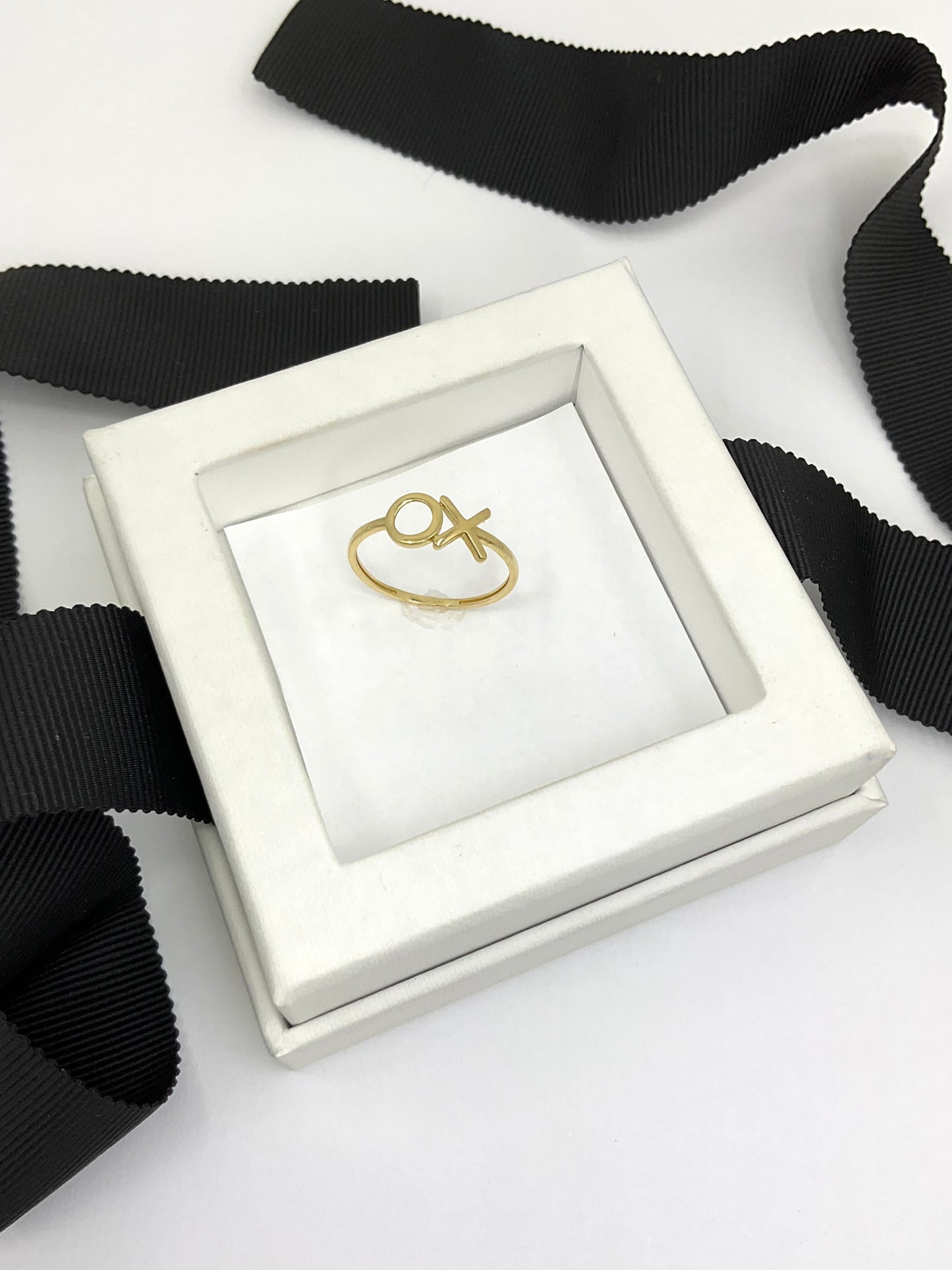 14k Solid Gold XO Ring