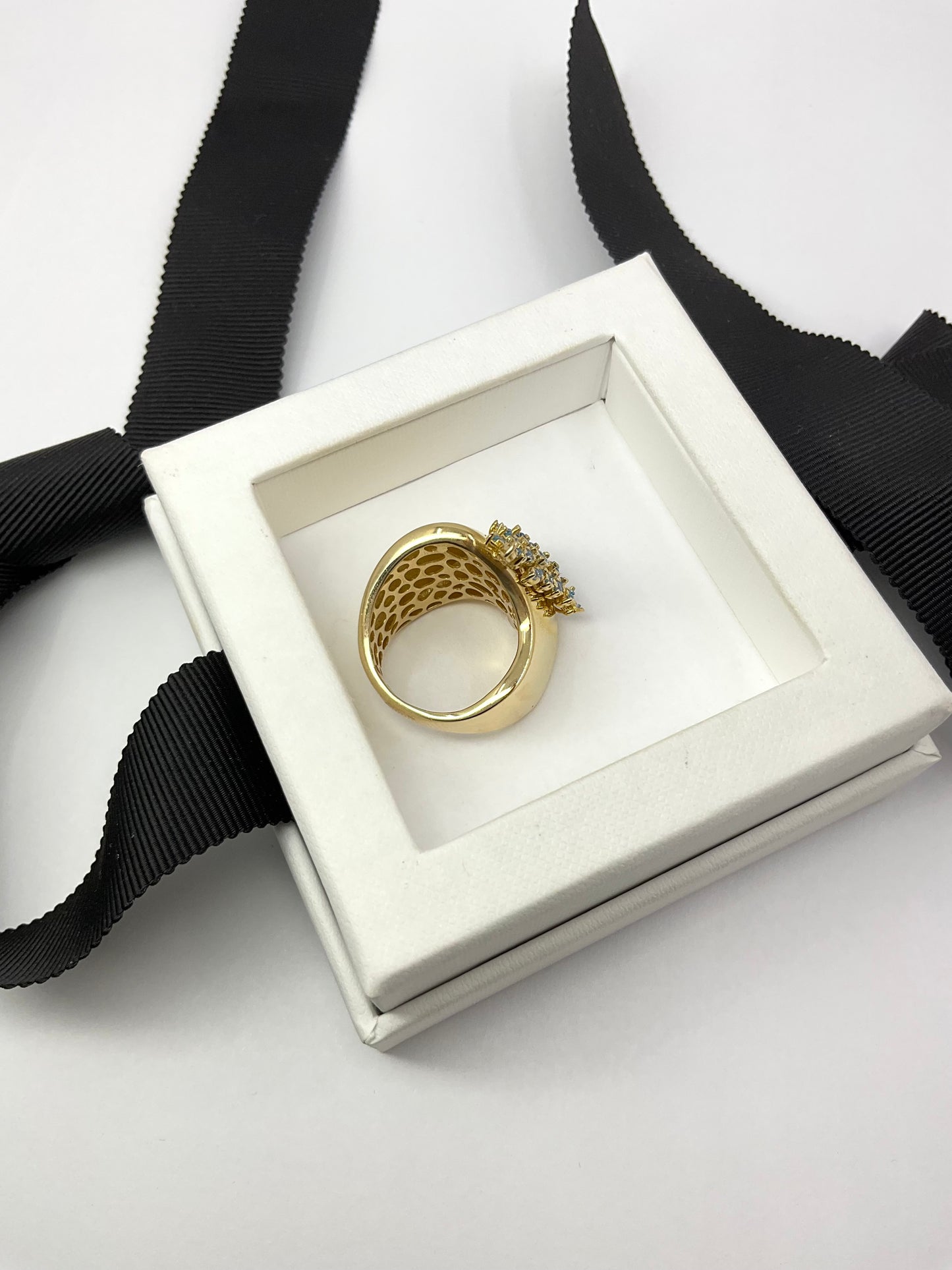 14KY Solid Gold Stellar Ring
