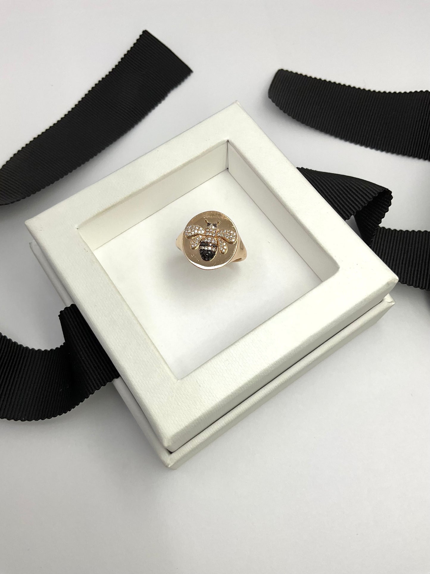 14KR Gold Bee Diamond Ring