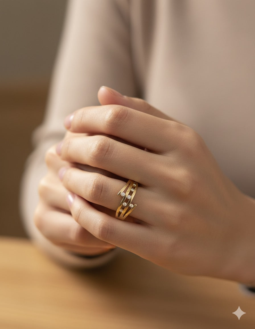 14k Solid Gold Linear Spark Ring