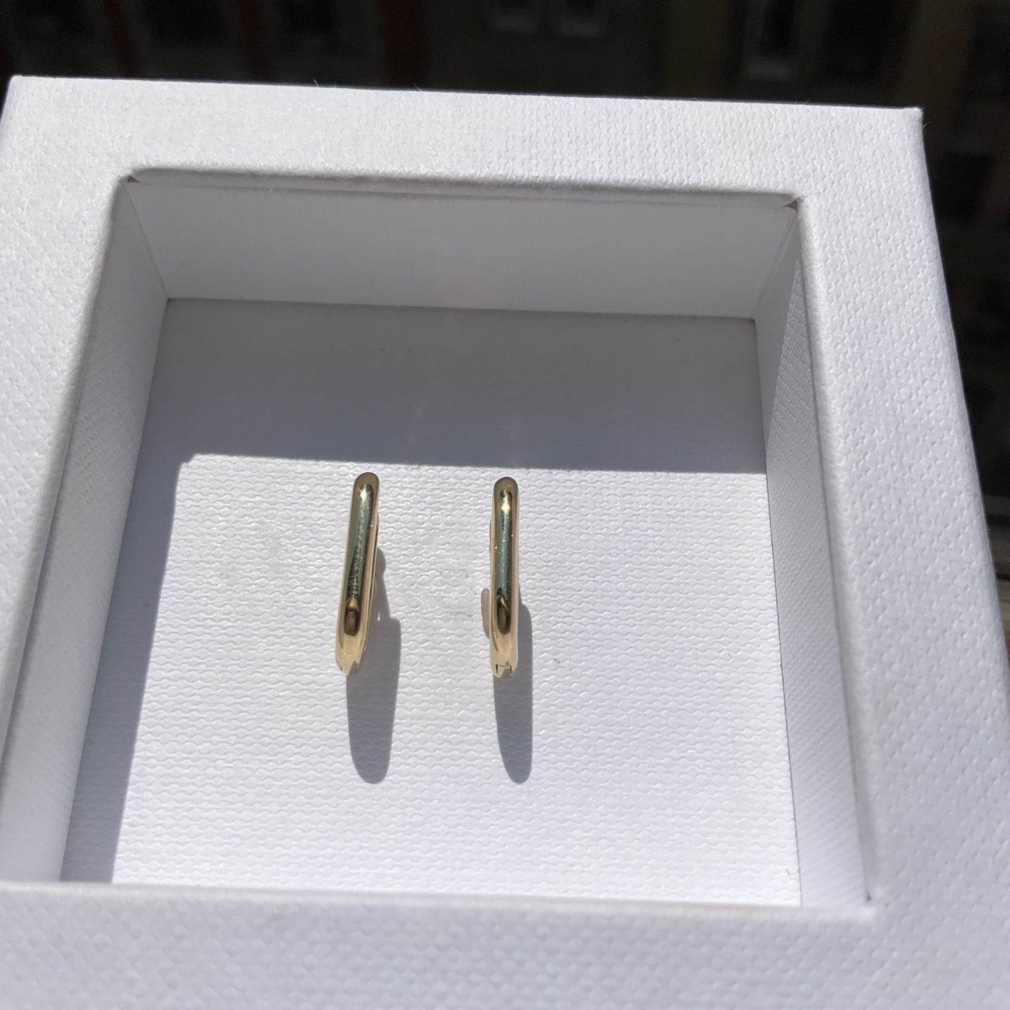 18K Huggie Hoop Earrings