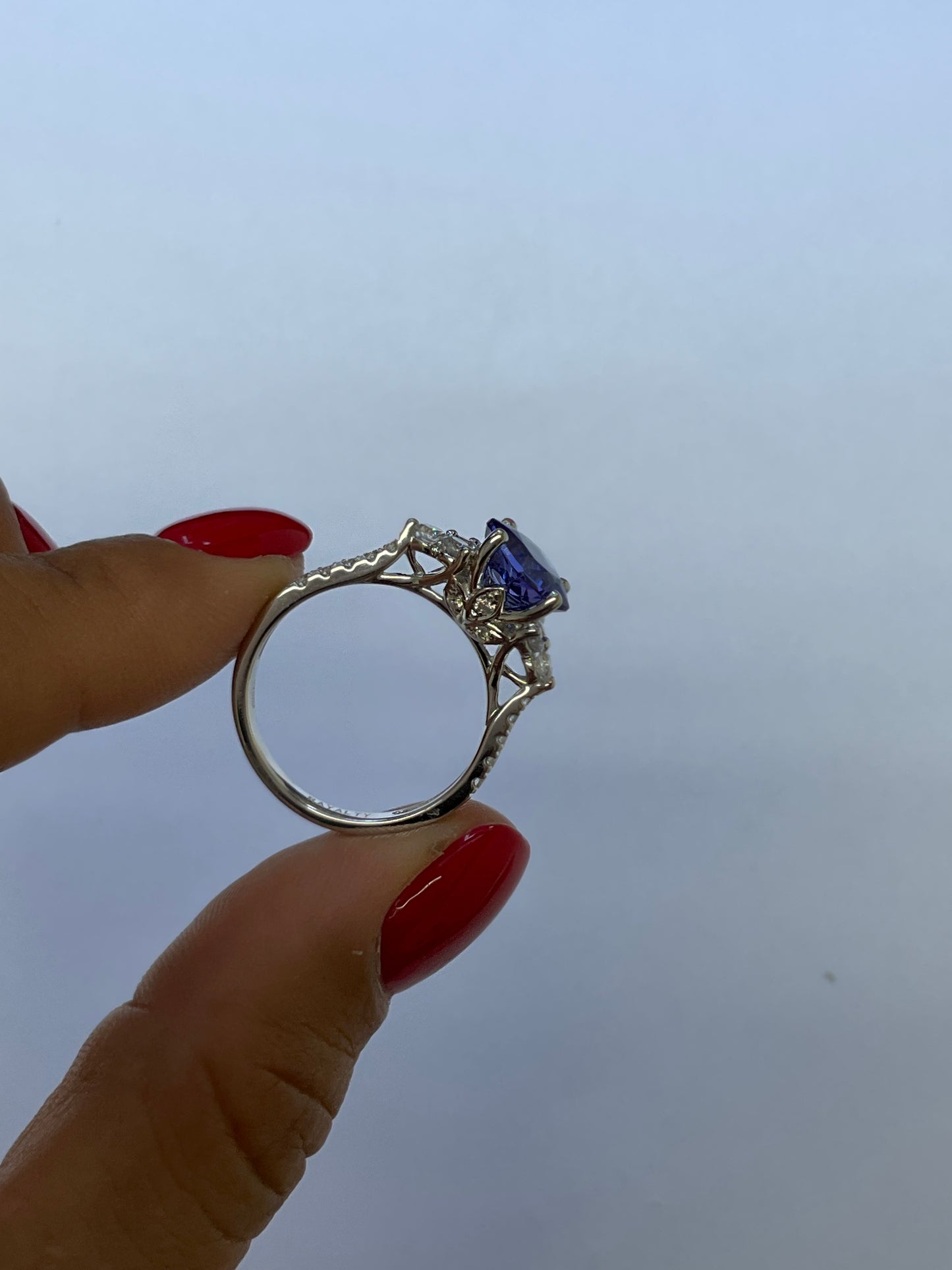 18KY Gold 2.00ct Tanzanite and Diamonds Ring
