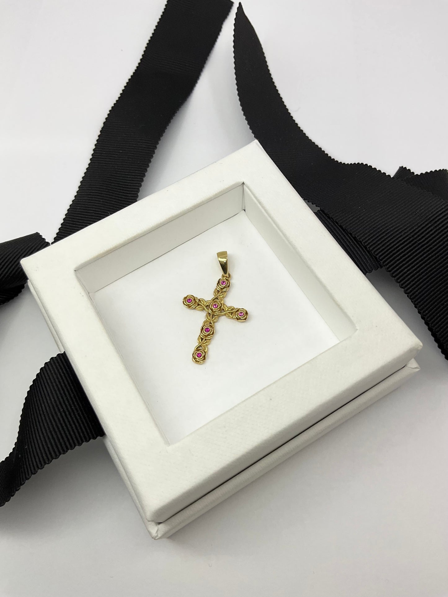 14KY Solid Gold Rose Cut Cross Pendant