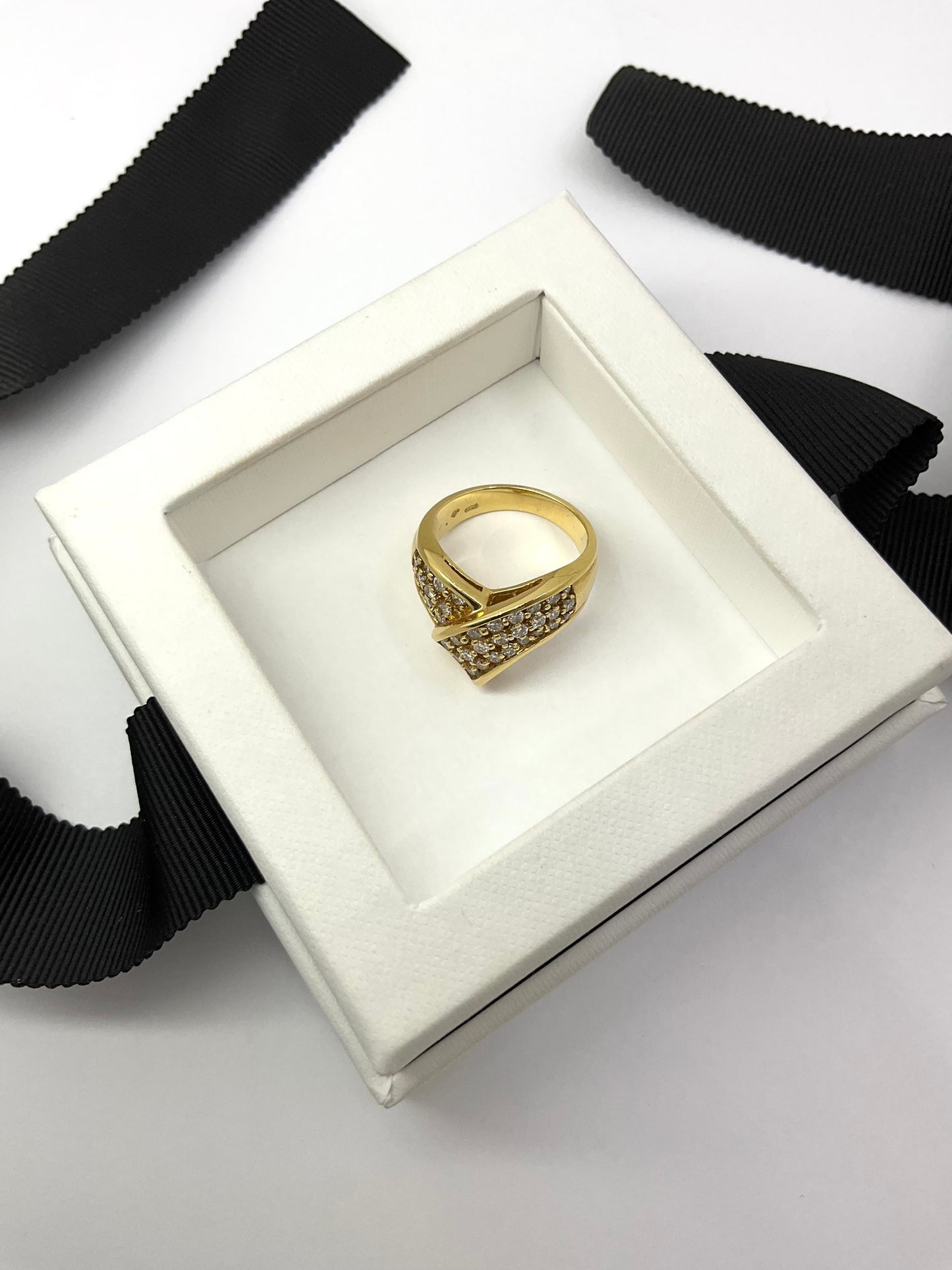 14KY Crown Diamond Ring