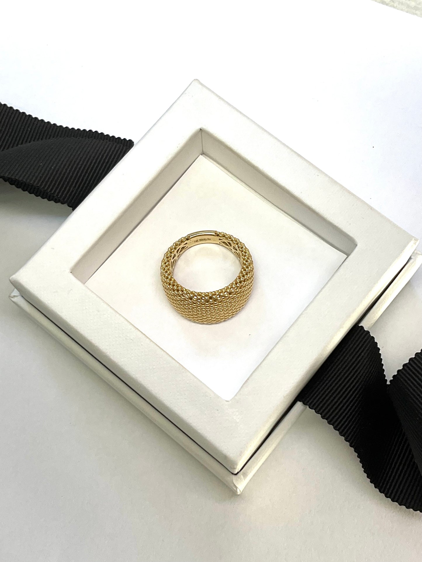 14k Solid Gold Meshed Dome Ring