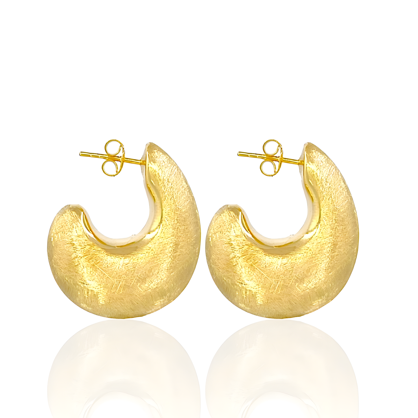 14K Gold Satin Finished Сashew Hoop Earrings