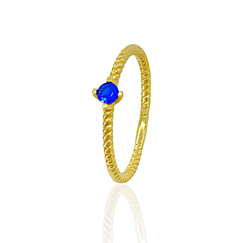 14K Gold Ring with diamond shaped Topaz