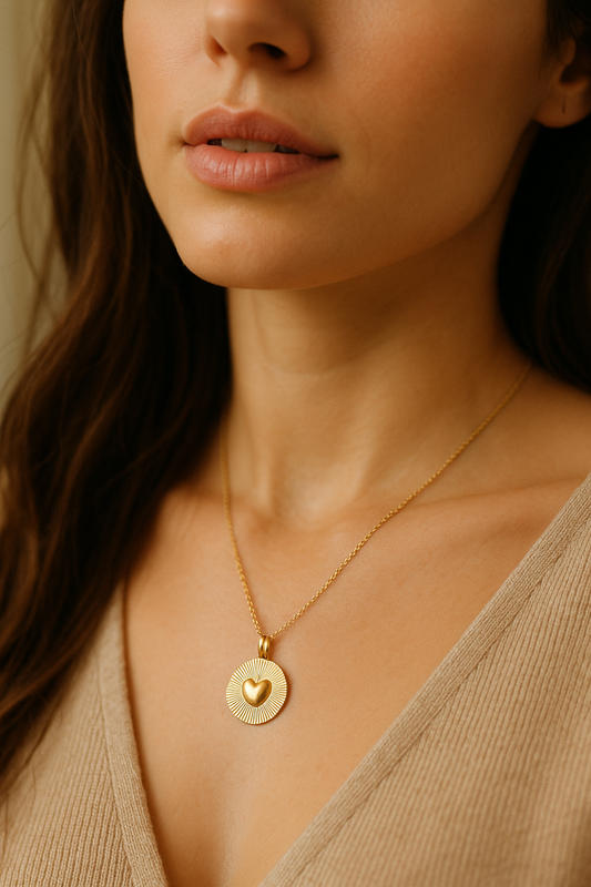 14K Gold Round Charm Pendant with Heart and Sunbeams