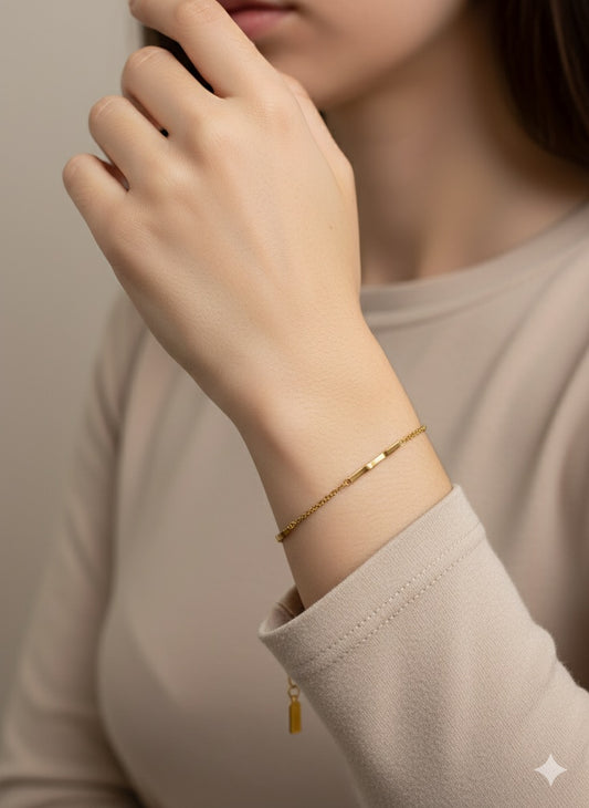 14K Gold Flat Wave Shaped Bracelet