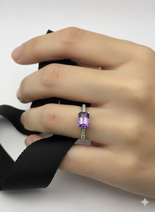 14KW Gold Amethyst Diamond Ring