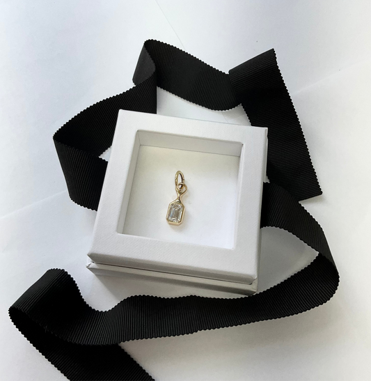 14K Gold Lab Grown Diamond 2.00ct Emerald Cut Pendant