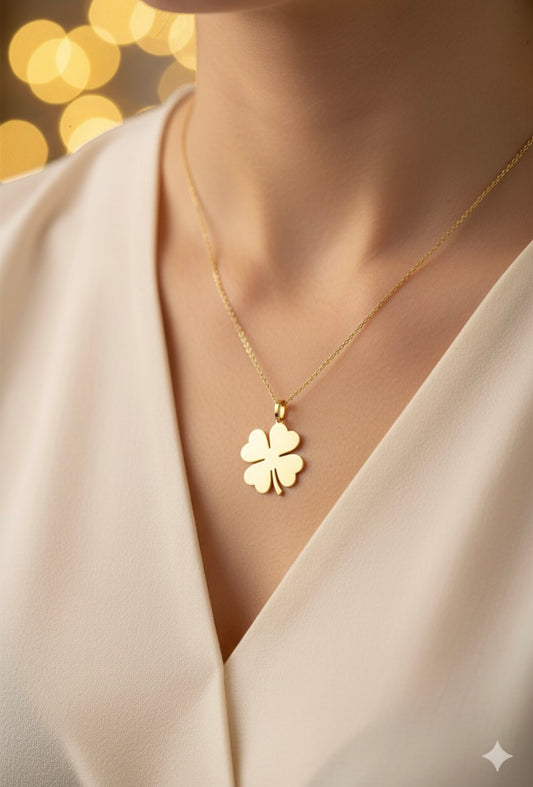14K Gold Plain Flat Clover Charm Pendant