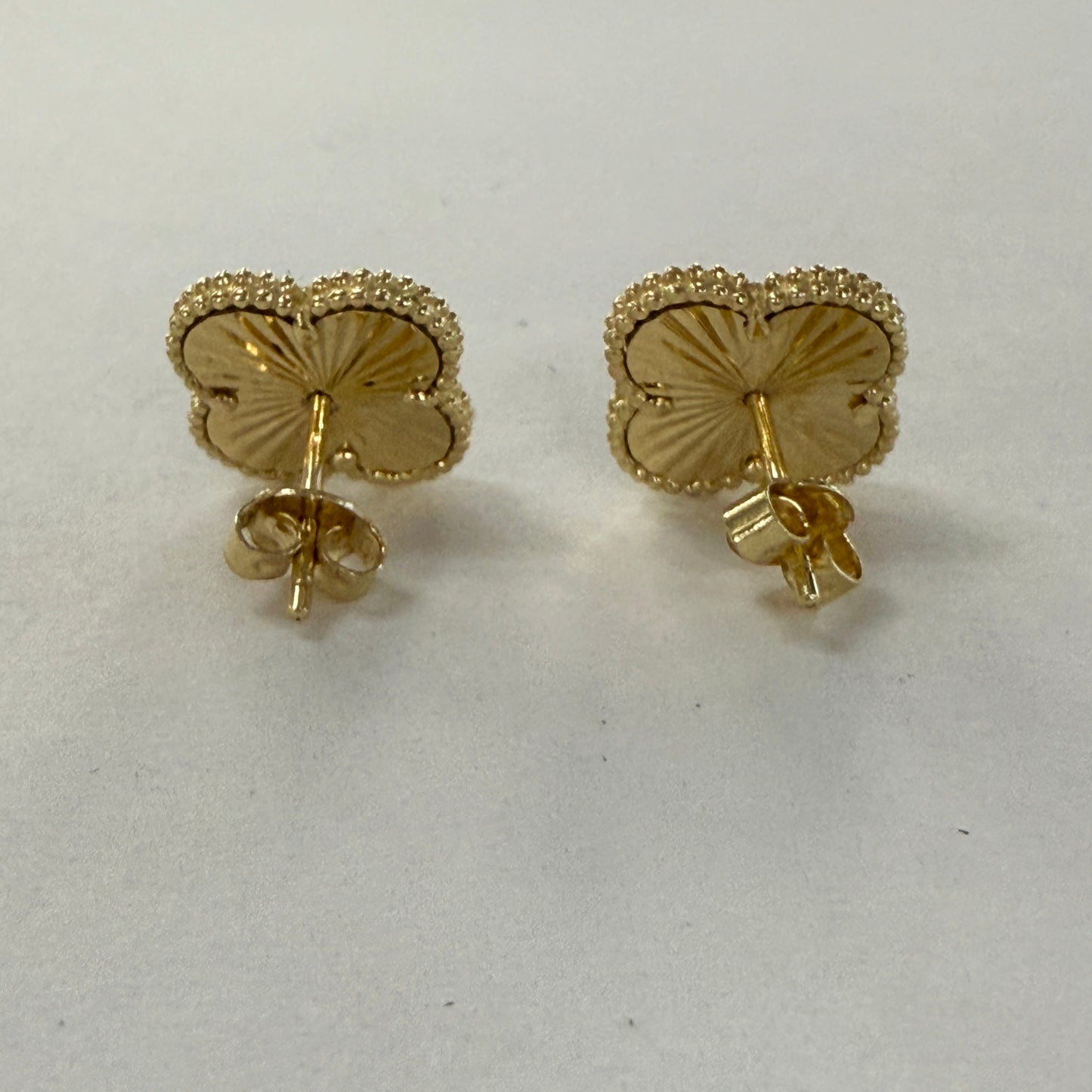 14K Gold Clover Shaped Studs Earrings