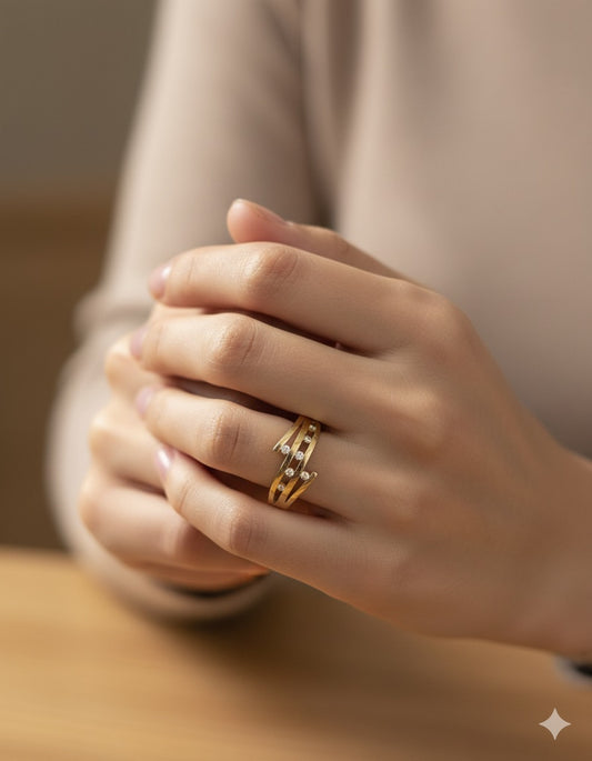 14k Solid Gold Linear Spark Ring