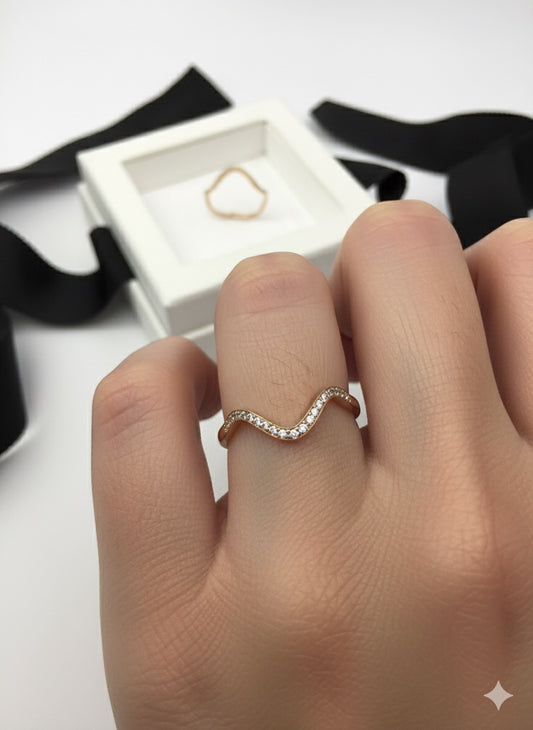 14KY Gold Wave Diamond Ring